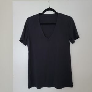 Lululemon black t-shirt, size 12